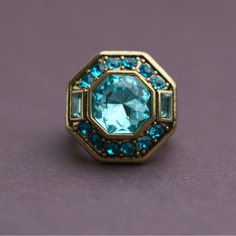 Heidi Daus crystal statement ring size 8